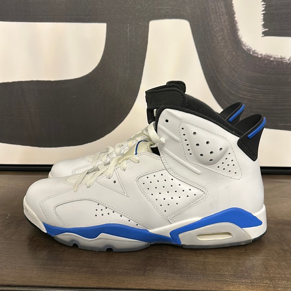 08/30/14 Air Jordan 6 Retro 384664-107 White/Sport Blue-Black